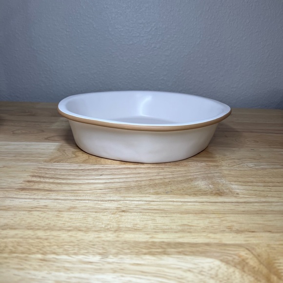 Rae Dunn Pumpkin Pie baking and serving dish - Picture 2 of 5